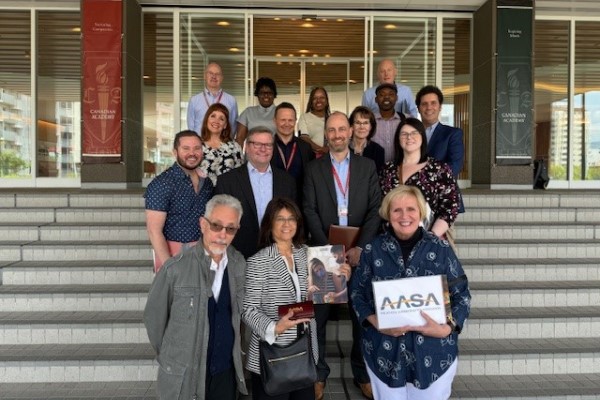 Japan Delegation at Canadian Academy