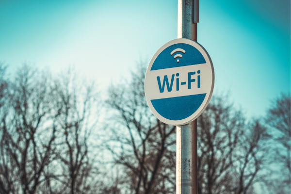 AASA Joins EdLiNC, SHLB Coalitions in Letter to FCC Opposing Hotspots/Bus WiFi Reversal